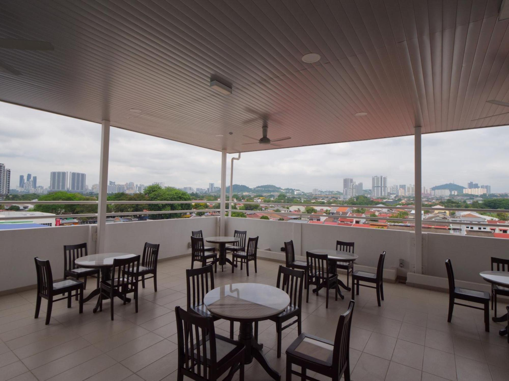 Weiss Hotels Kepong Baru Kampong Jawa Tengah Exterior foto
