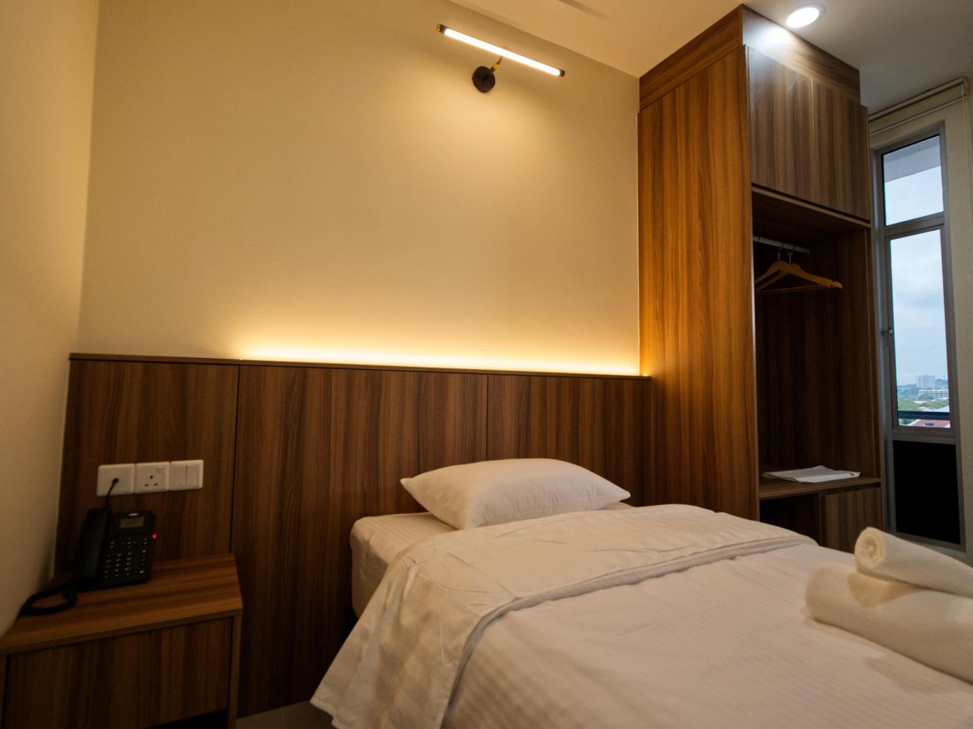 Weiss Hotels Kepong Baru Kampong Jawa Tengah Exterior foto